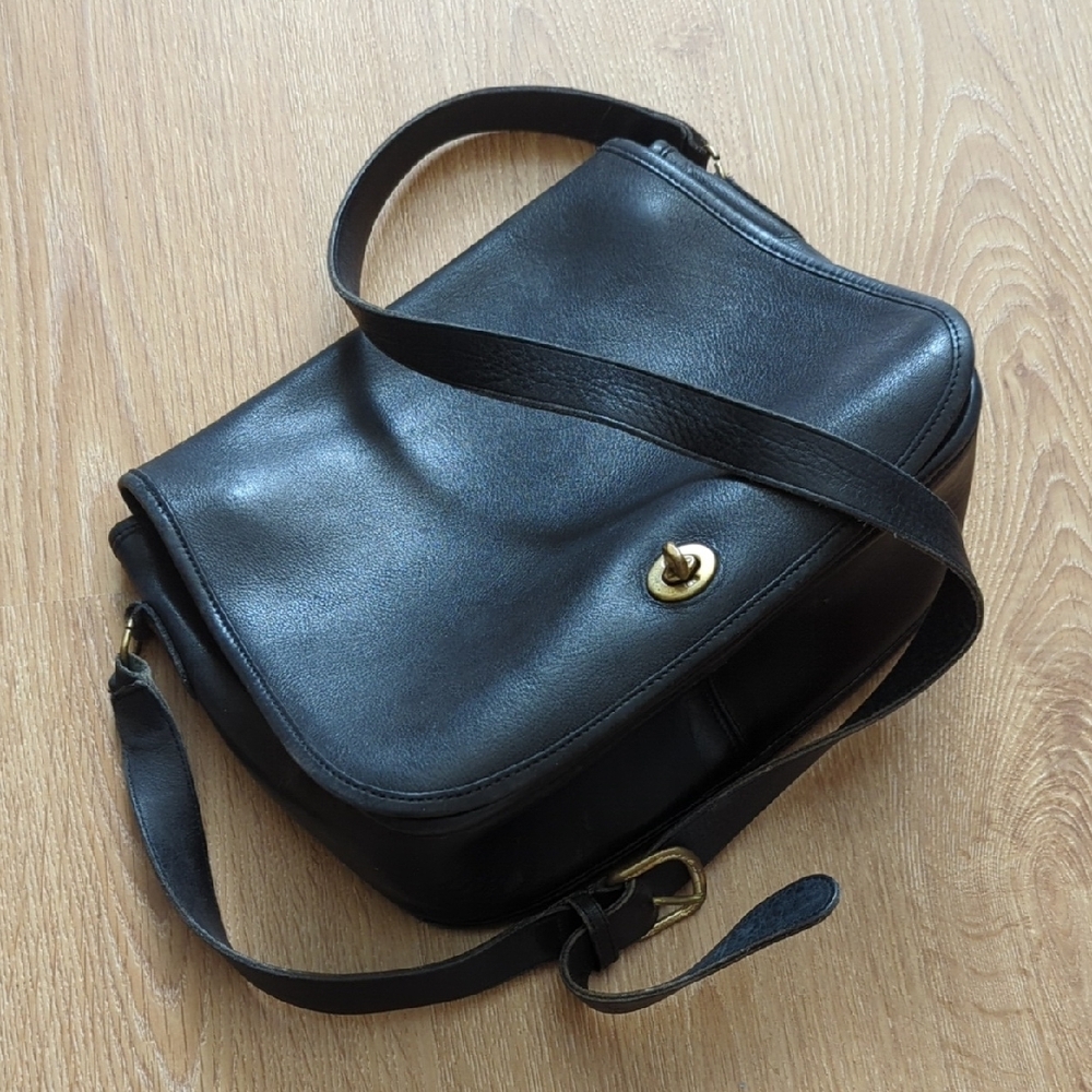 Vintage Coach City Bag 9790 - Black Leather
